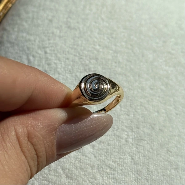 Spiral Yüzük