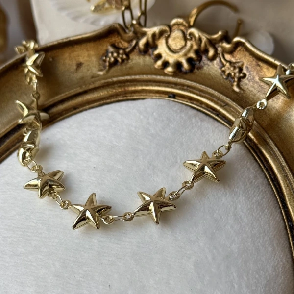 Yıldızlı Choker
