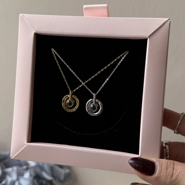 99 Dilde Seni Seviyorum Yazan Mercekli Kolye