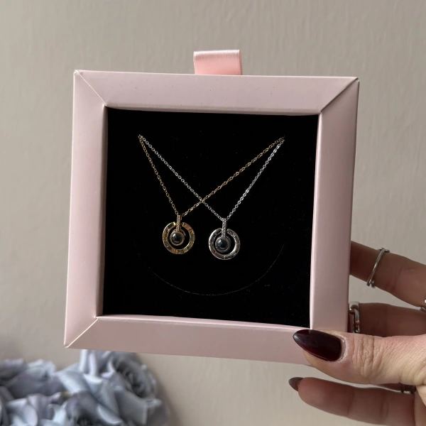 99 Dilde Seni Seviyorum Yazan Mercekli Kolye