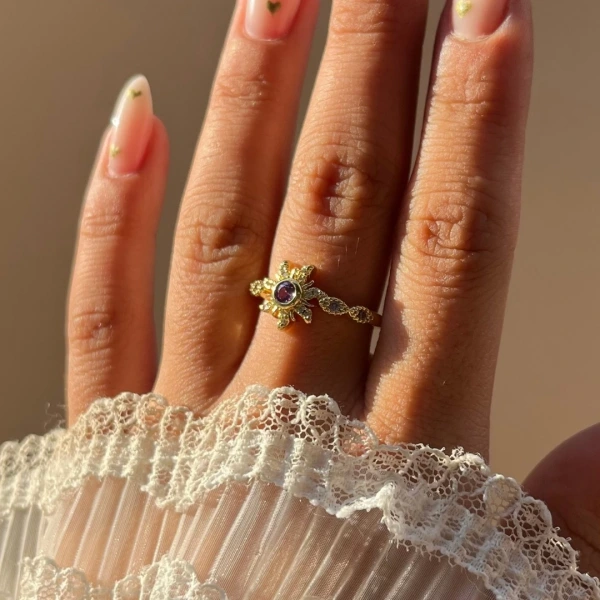 Amethyst Starburst Yüzük