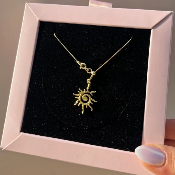 Antik Güneş Gümüş Kolye