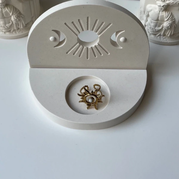 Beyaz Antik Güneş Yüzük