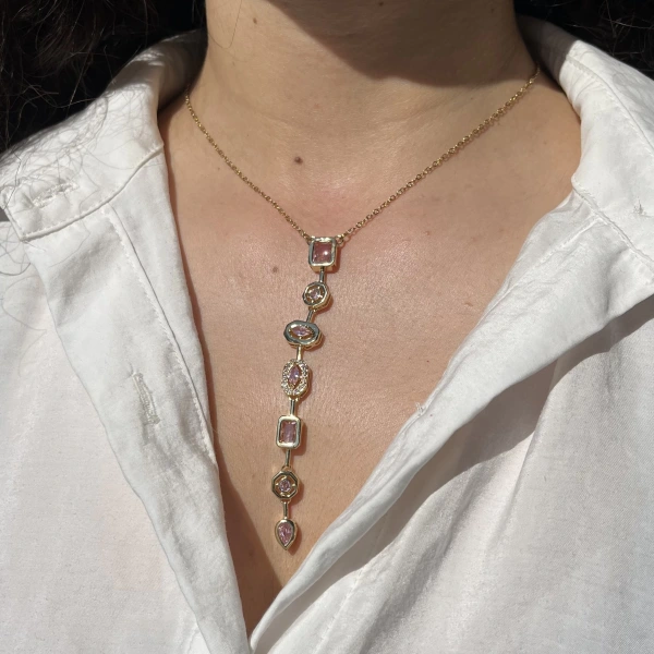 Pembe Aura Kolye