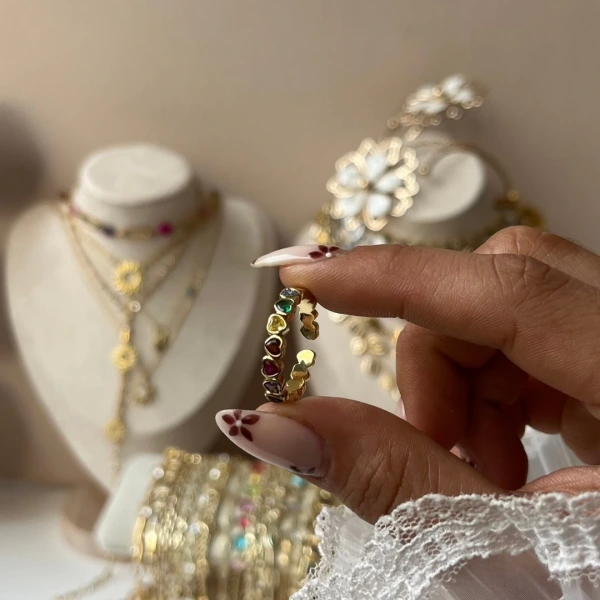 Chromatic Embrace Yüzük