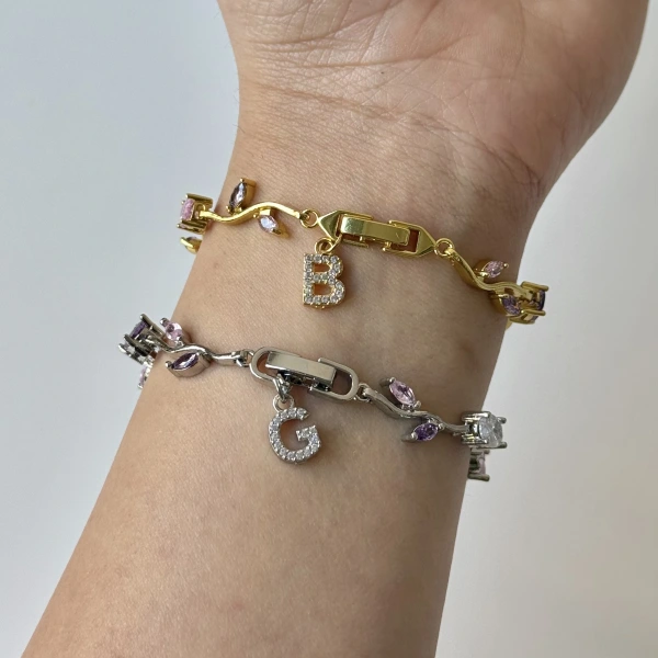 Chromelle Tulip Harf Charmlı Bileklik