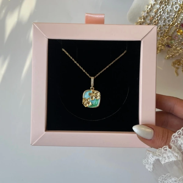 Çiçek Bahçesi Kolye