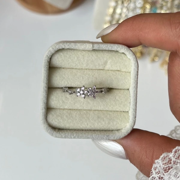 Crystal Vine Yüzük