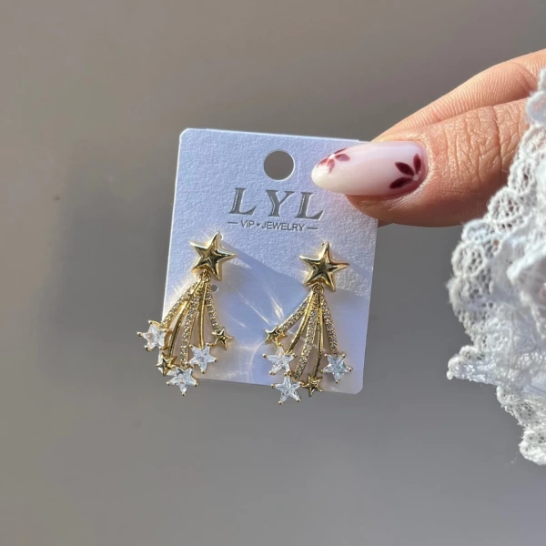 Dilek Yıldızı Küpe