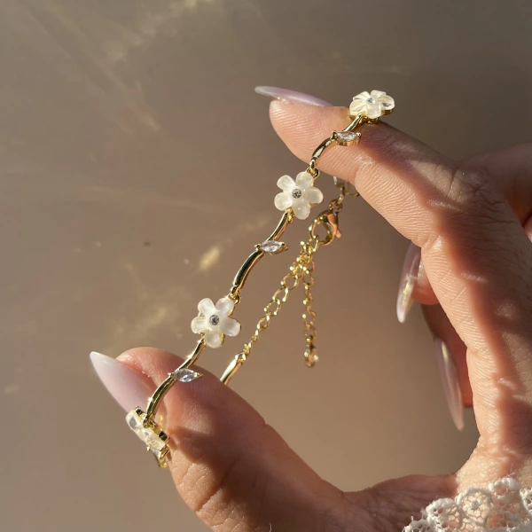 Erik Çiçeği Bileklik