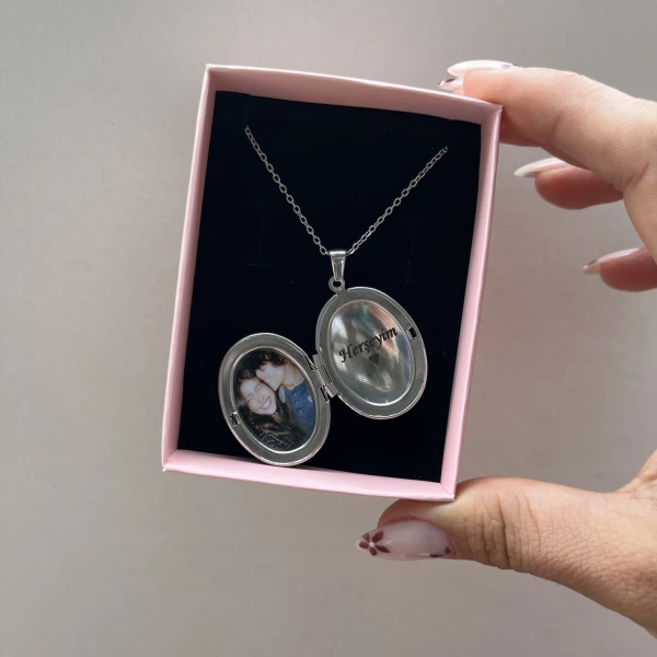 Fotoğraf ve Yazılı Oval Kapaklı Kolye (2,3 cm)