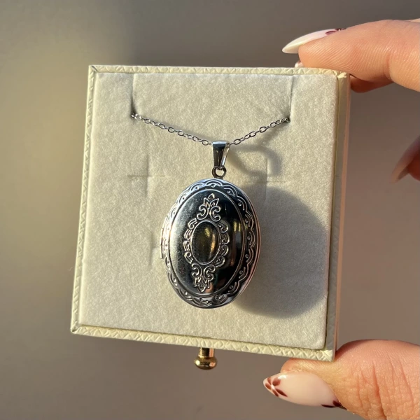 Fotoğraf ve Yazılı Oval Kapaklı Kolye (2,3 cm)