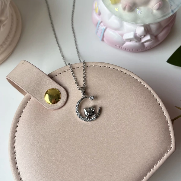 Hilal ve Hello Kitty Kolye