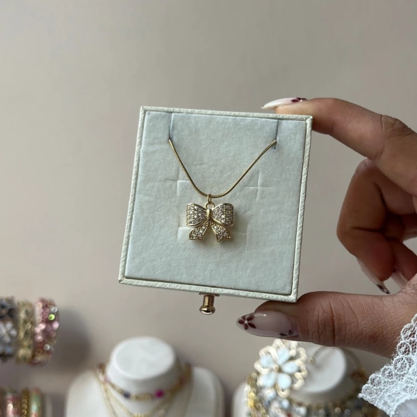 Işıltılı Bağ Kolye