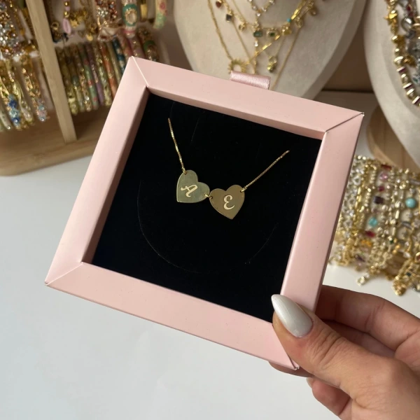 Kalp Detaylı Çift Harf Gümüş Kolye