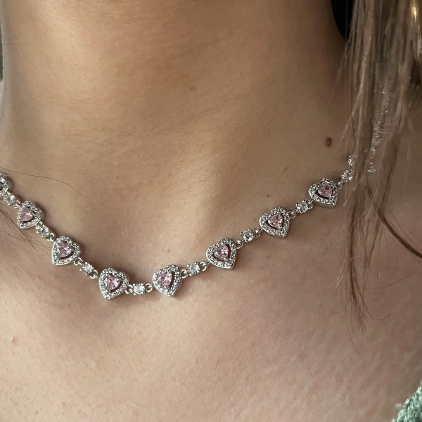 Pembe Kalp Motifli Zincir Choker
