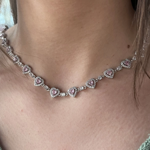 Pembe Kalp Motifli Zincir Choker