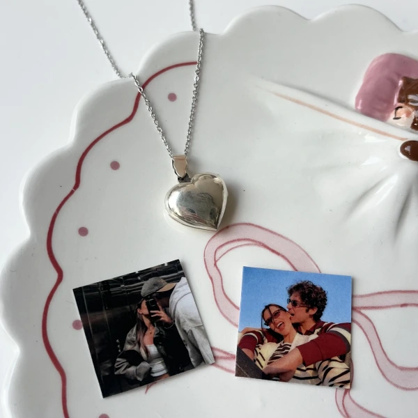 Kalp Şeklinde Fotoğraflı Kolye