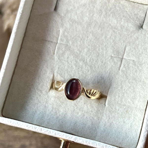 Bordo Taşlı Kanatlı Vintage Yüzük I 14 Altın Kaplama
