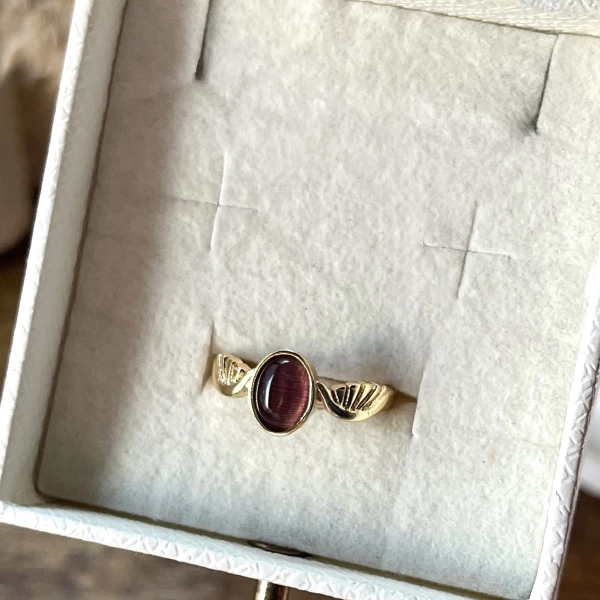 Bordo Taşlı Kanatlı Vintage Yüzük I 14 Altın Kaplama