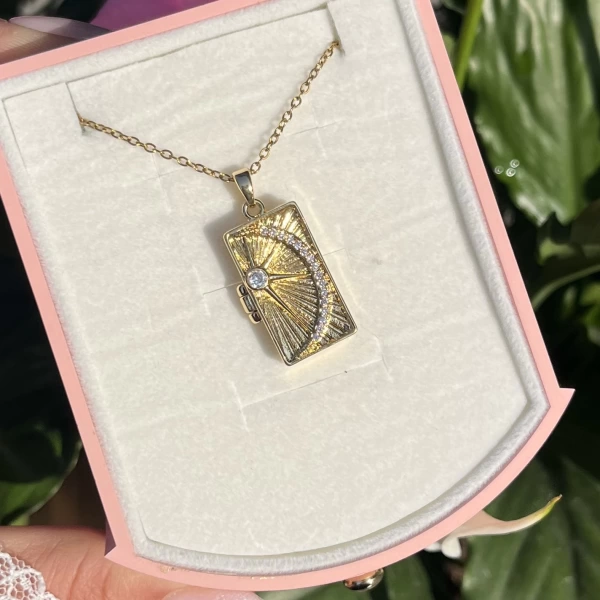 Kapaklı Sunshine Fotoğraflı Kolye I Çelik
