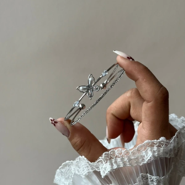 Kelebek Tasarımlı Kelepçe Bileklik