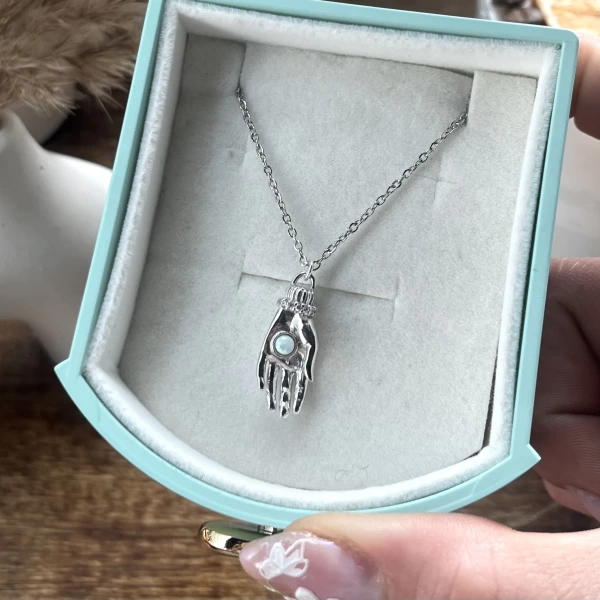 Opal Taşlı Bereket El Kolye I 925 Gümüş