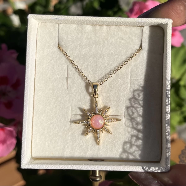 Pembe Opal Taşlı Kuzey Yıldızı Kolye I Çelik