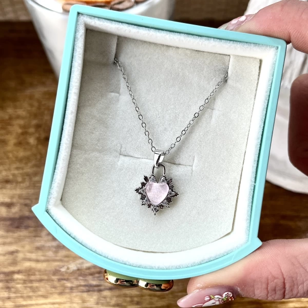 Pembe Opal Kalp Kolye I Çelik