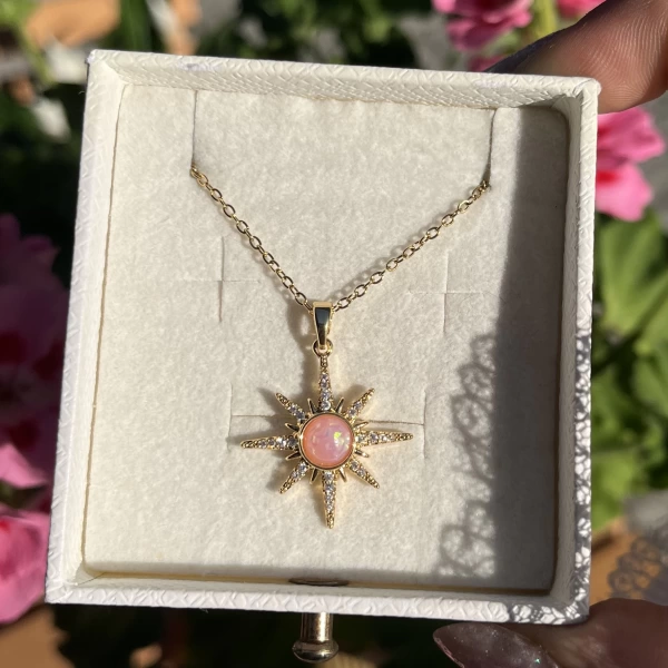 Pembe Opal Taşlı Kuzey Yıldızı Kolye I Çelik