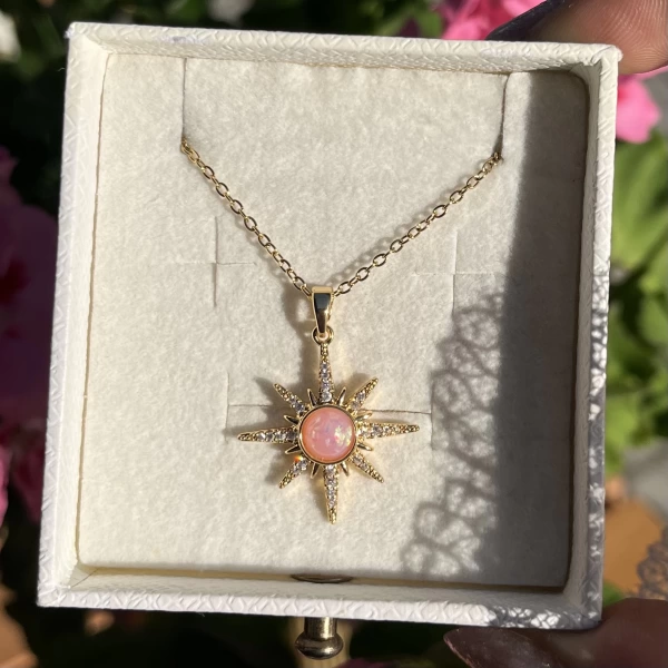 Pembe Opal Taşlı Kuzey Yıldızı Kolye I Çelik