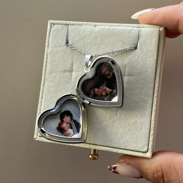 Love Desenli Kapaklı Çift Fotoğraflı Kolye (2,1 cm)