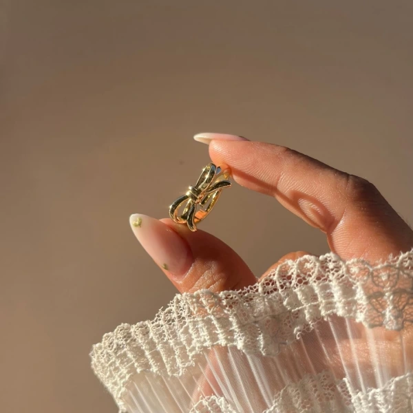 Majestic Knot Yüzük