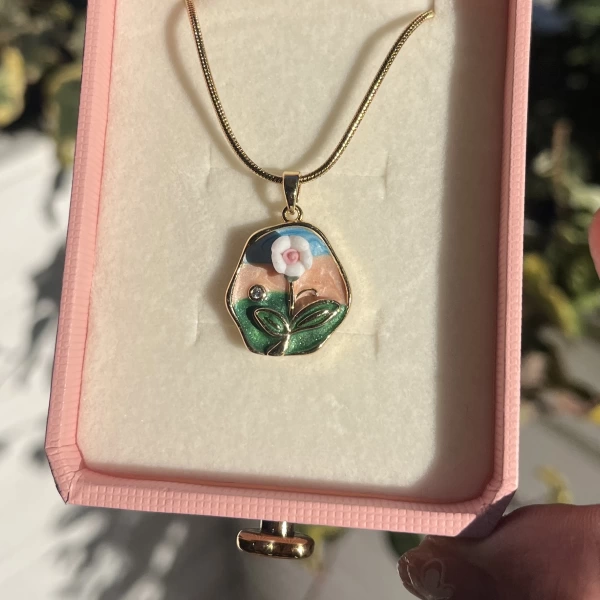 Mineli Vintage Çiçek Kolye I Çelik