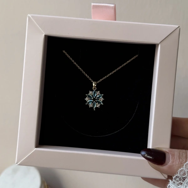 Mystic Blue Blossom Kolye