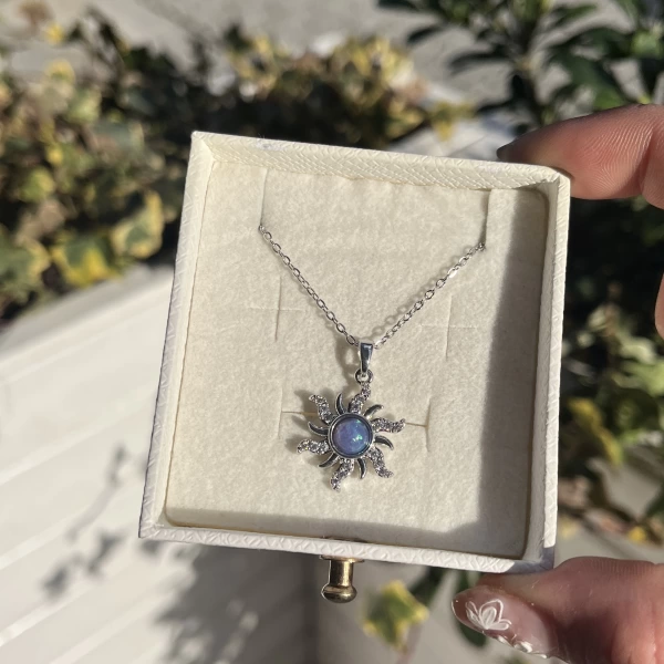 Opal Taşlı Sun Kolye I Çelik