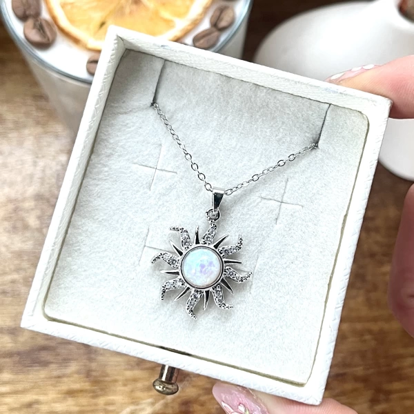 Opal Taşlı Sun Kolye I Çelik