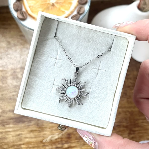 Opal Taşlı Sun Kolye I Çelik