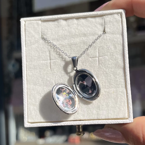 Oval Desenli Minimal Çift Fotoğraflı Kolye I Çelik (1,5 cm)