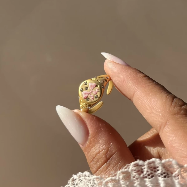 Pembe Fiyonk Özel Seri Yüzük