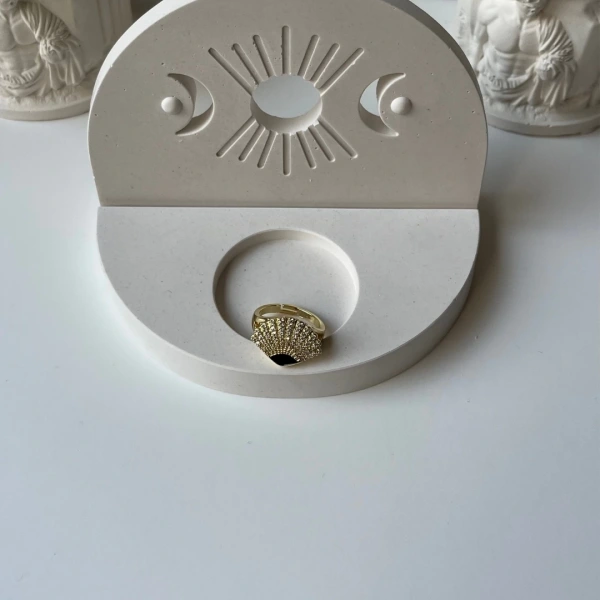 Parıltılı Yelpaze Yüzük