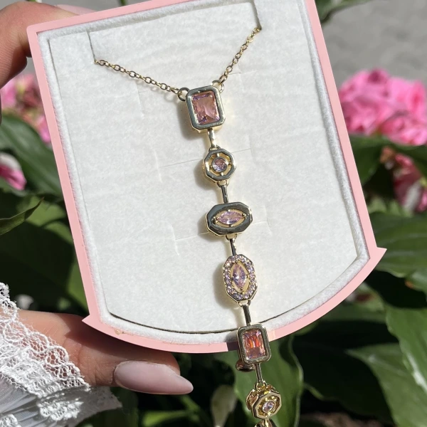 Pembe Aura Kolye