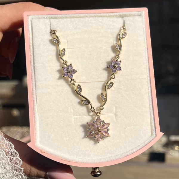 Pembe Prenses Çiçeği Violet Kolye
