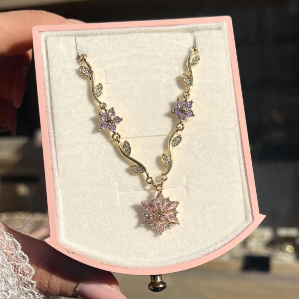 Pembe Prenses Çiçeği Violet Kolye