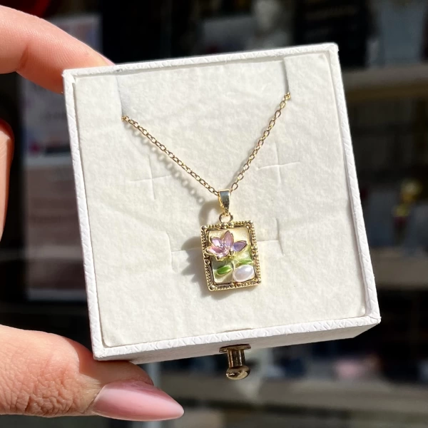 Pembe Tablo Sanat Kolye I Çelik