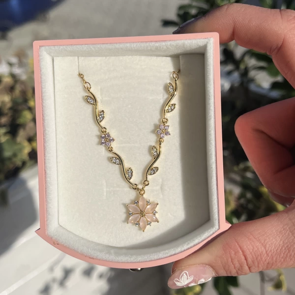 Prenses Çiçeği Violet Kolye