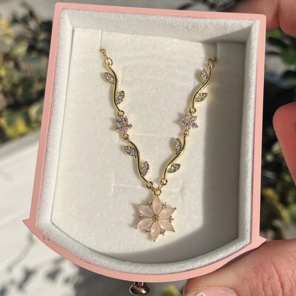 Prenses Çiçeği Violet Kolye