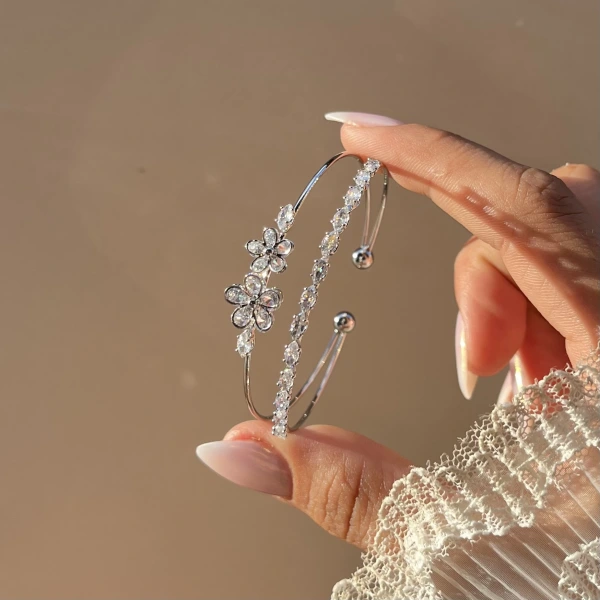 Prenses Kelepçe Bileklik