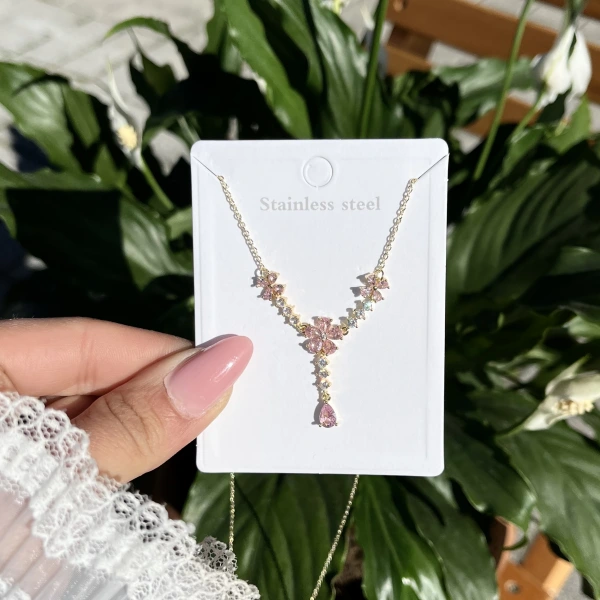 Sallantı Çiçekli Kolye I 14K Çelik