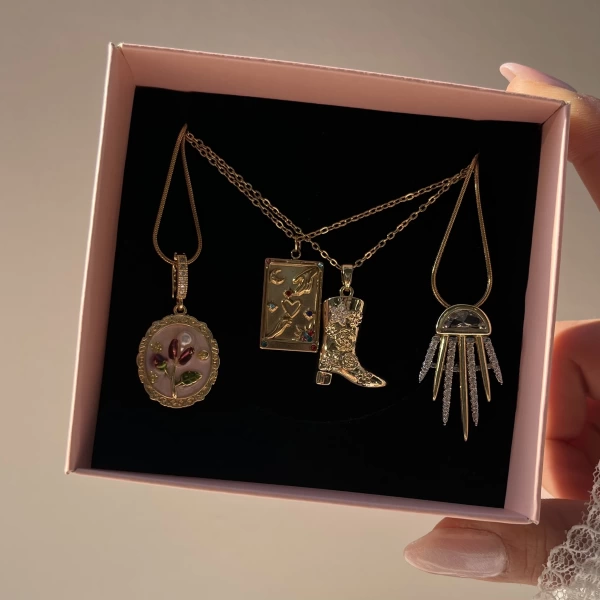 Sanat Kolyesi ve Sunies Kolye Kombini I Çelik